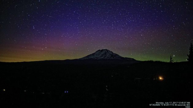 Mount Adams aurorar